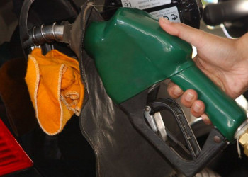 Petrobras anuncia redução de 7,08% no preço da gasolina